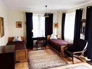 Фото номера Quadruple Room with Balcony (max 5 Adults) Проживание в семье Pensjonat Pod Orzechami г. Magdalenka 5